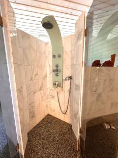 Landhuus-Dusche-OG